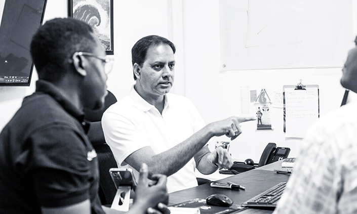 BLACK AND WHITE TEMPLATE 2Artboard 1 copy 4_1